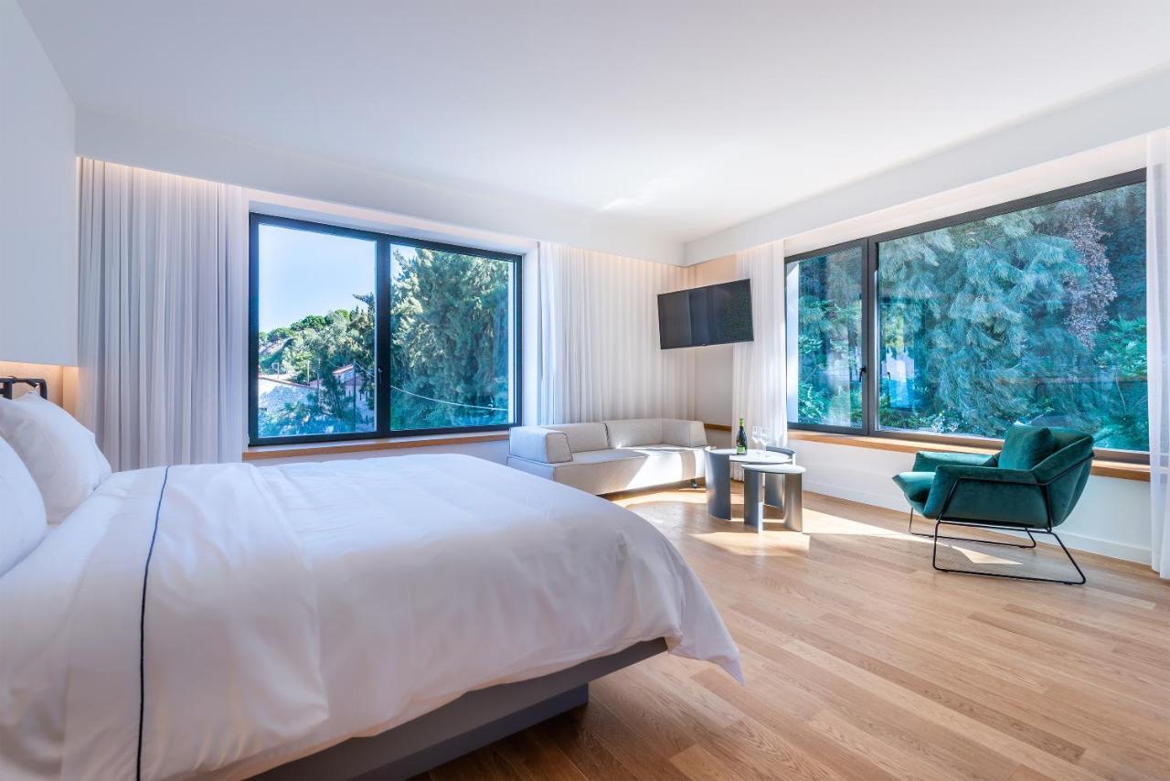 Amario Suites Hotel Aigio Eksteriør billede
