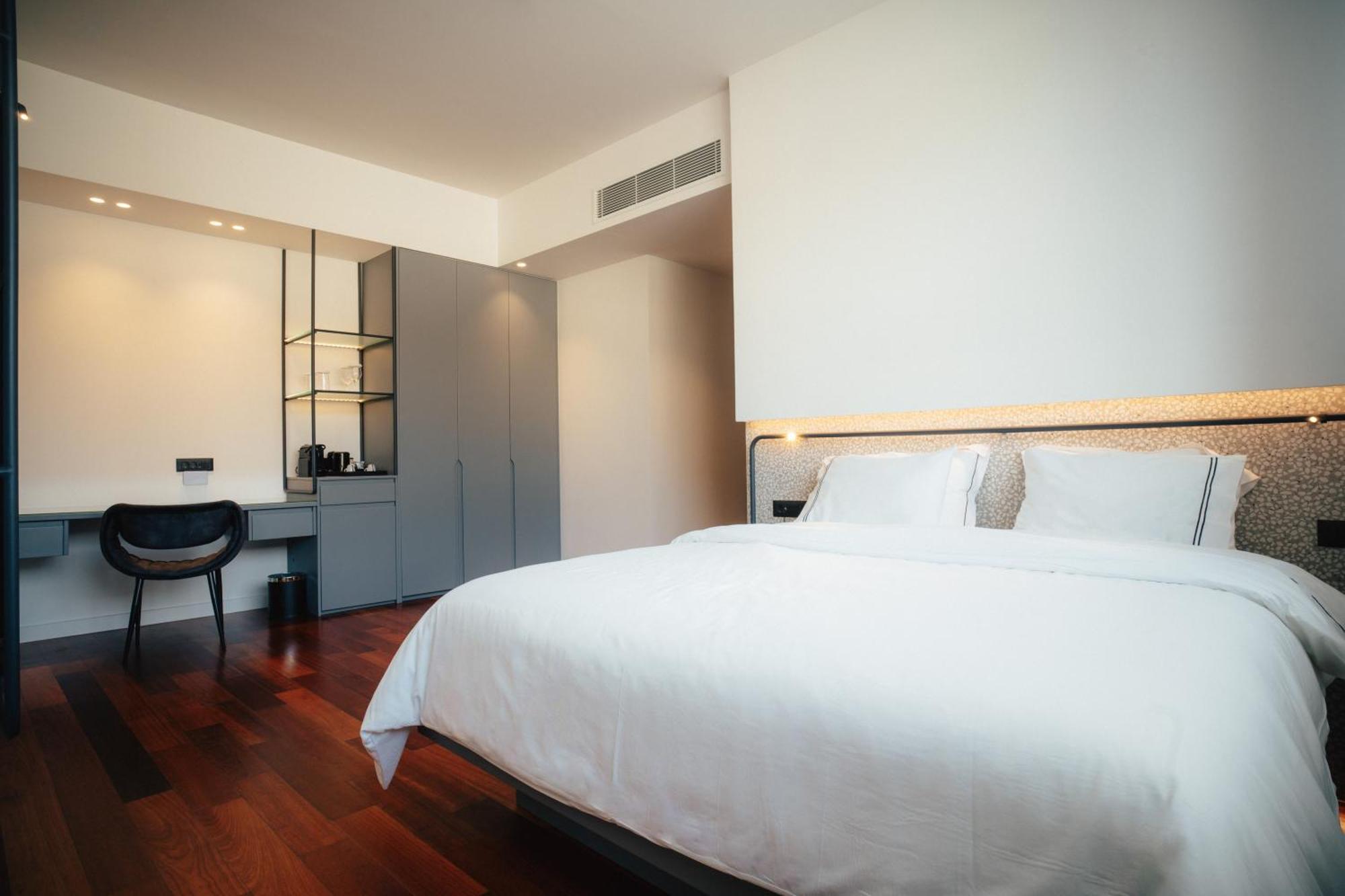 Amario Suites Hotel Aigio Eksteriør billede