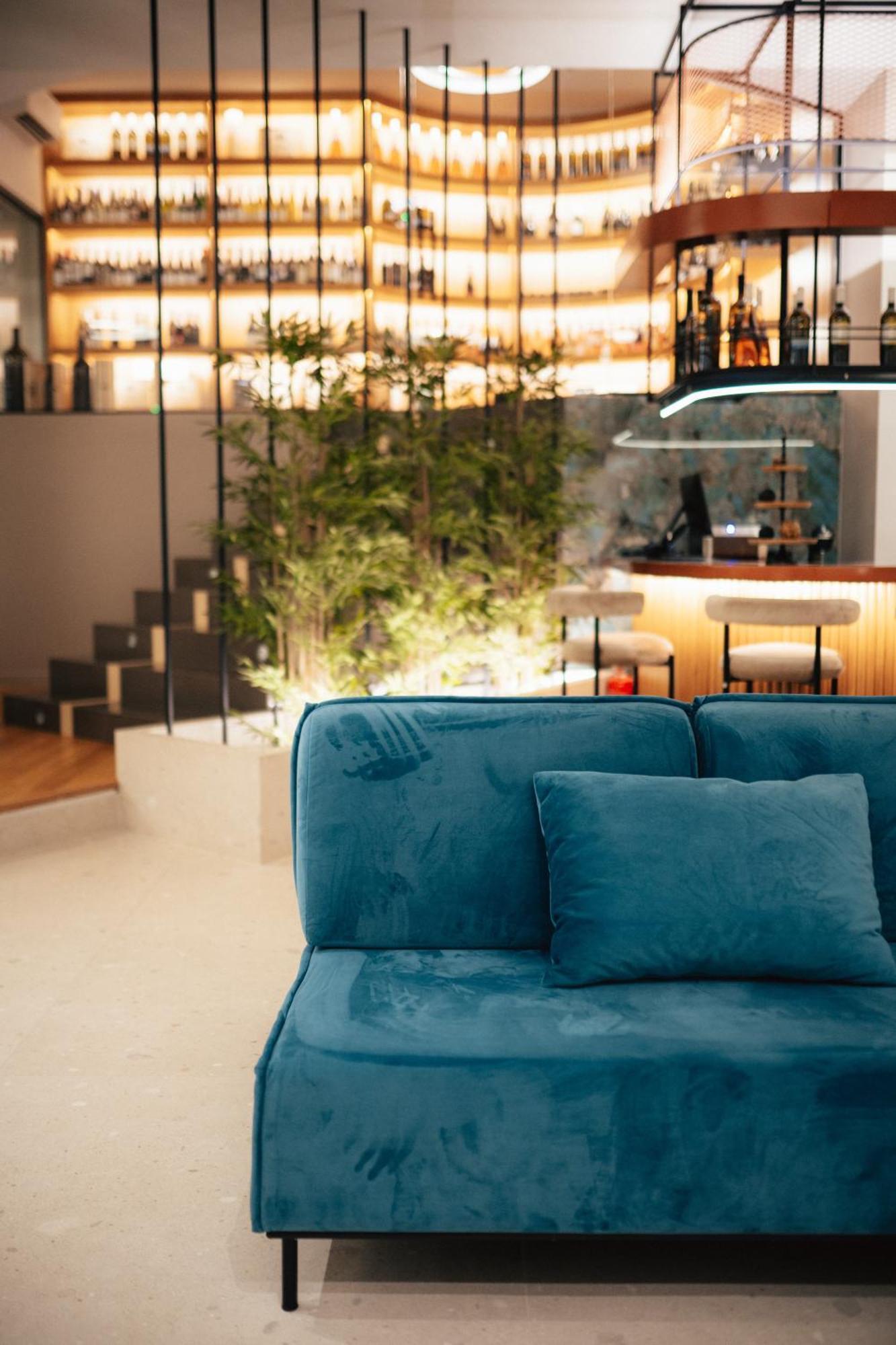 Amario Suites Hotel Aigio Eksteriør billede