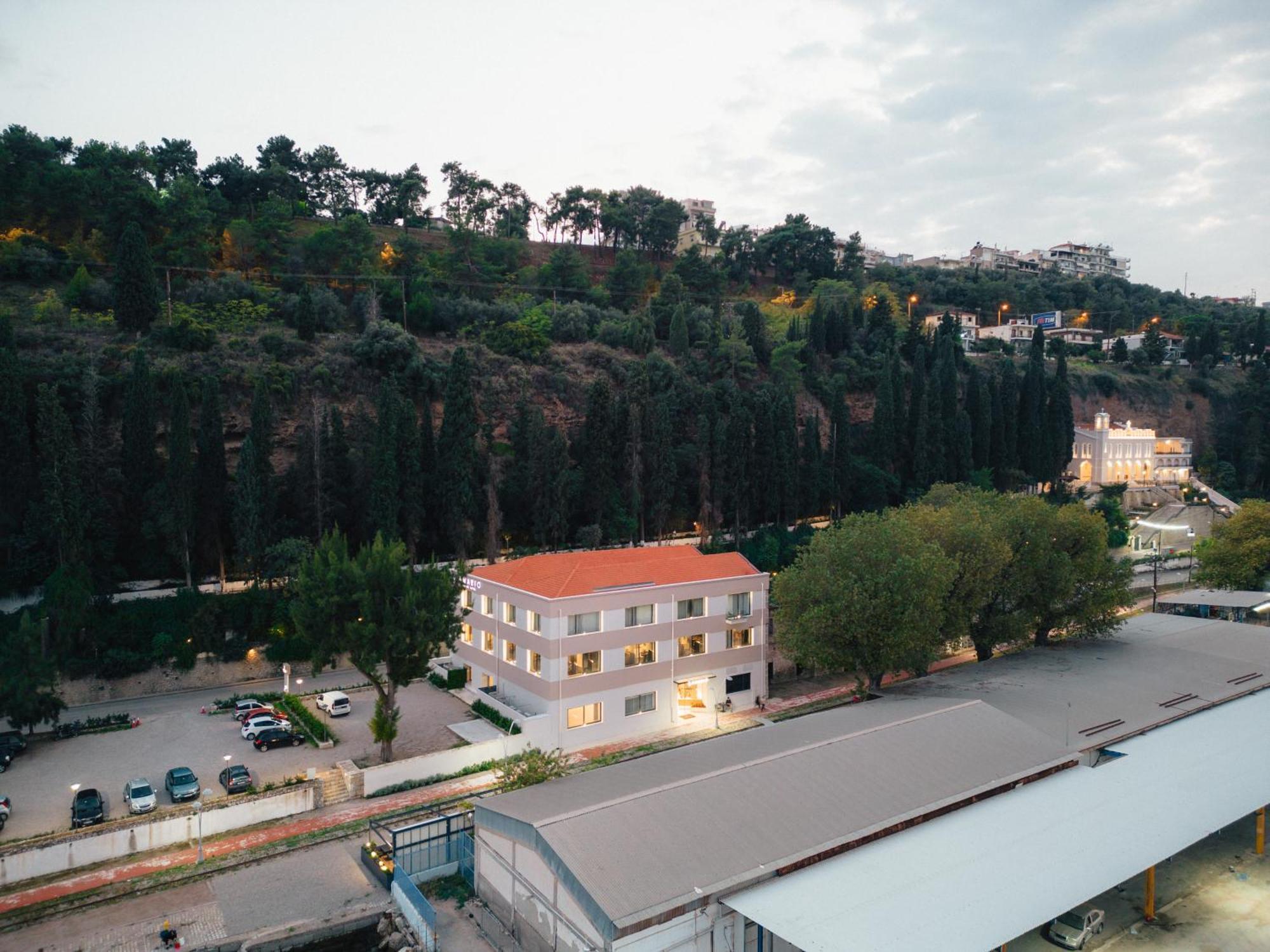 Amario Suites Hotel Aigio Eksteriør billede
